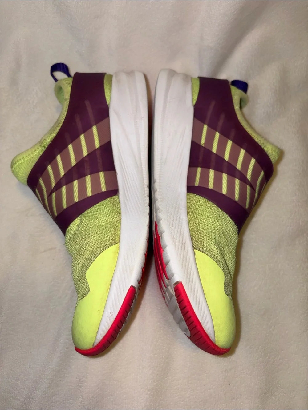 New Balance Kids Neon Yellow & Purple BOA Sneakers kid size 2